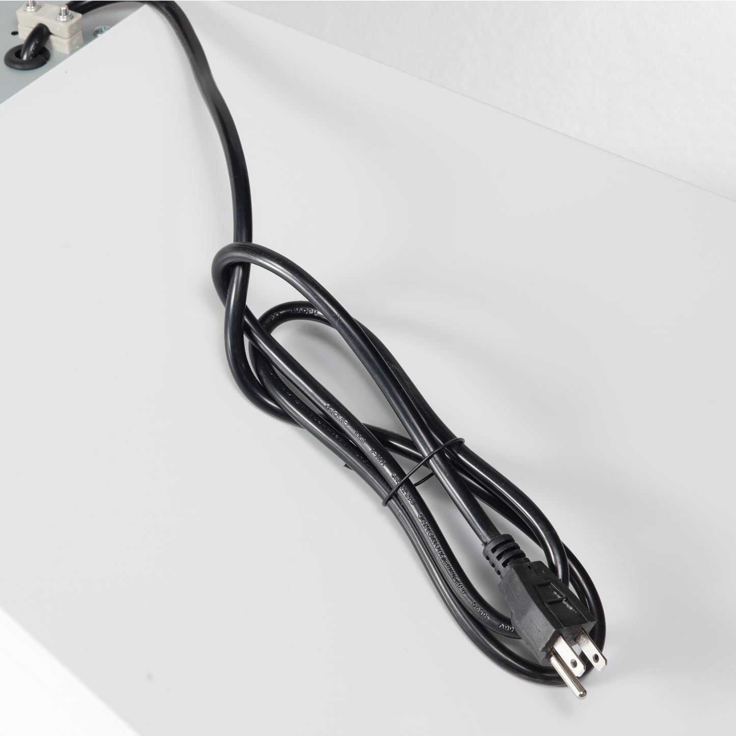 Forno Aria 60 Inch Wall-Mounted Range Hood in White