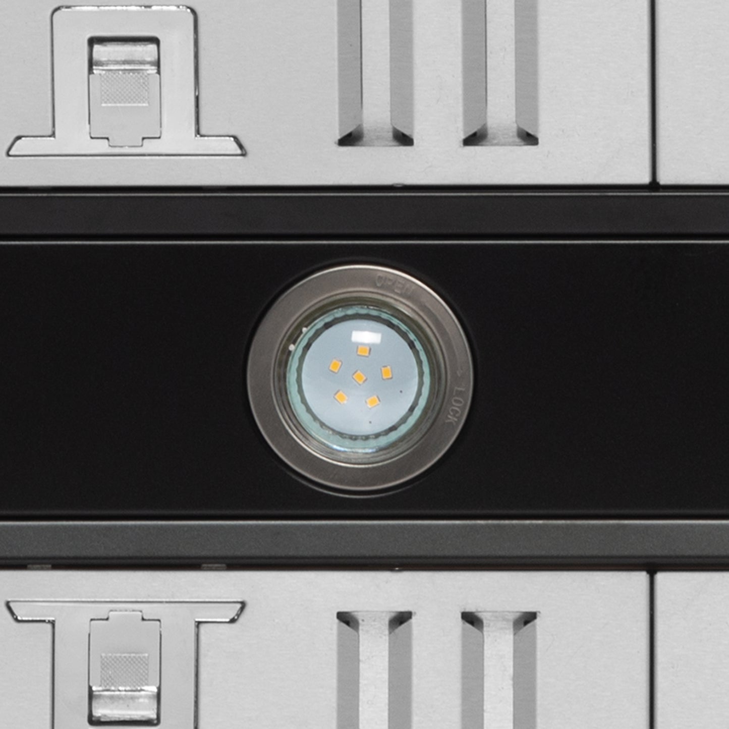 Forno Aria 60 Inch Wall-Mounted Range Hood in Black